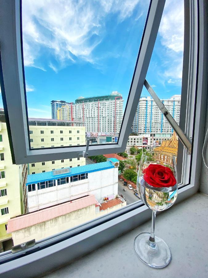 Yunfan Hotel Phnom Penh Bagian luar foto