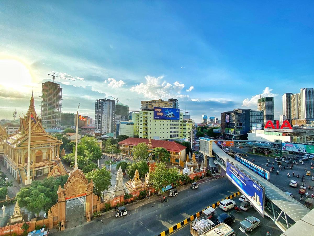Yunfan Hotel Phnom Penh Bagian luar foto